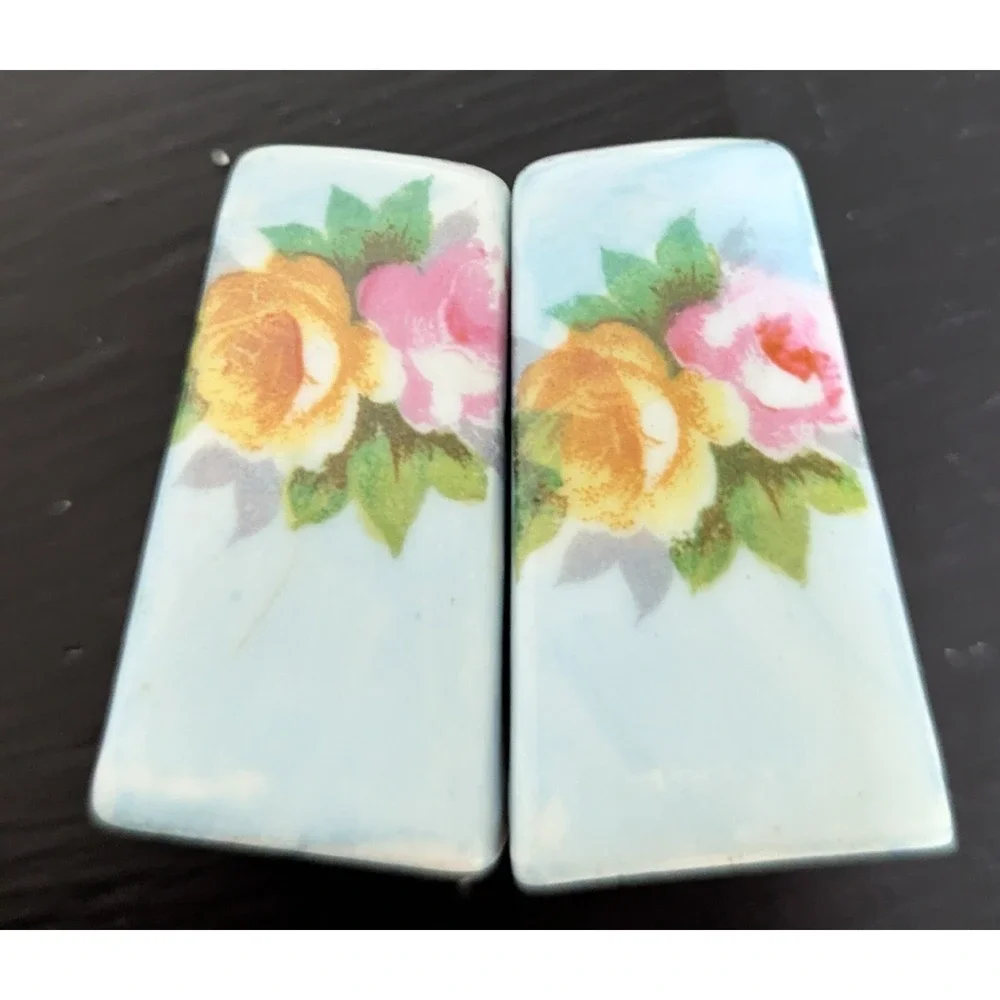 VTG Hand Painted Petite Salt & Pepper Shaker Set Blue With Pink &Yellow Roses